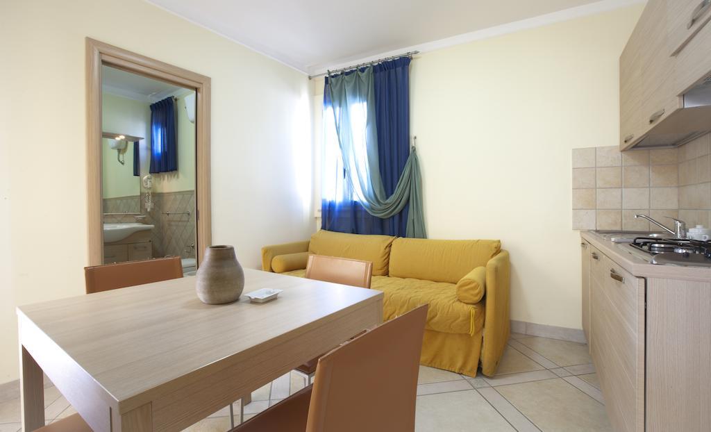Posidonia Residence Isquia Habitación foto