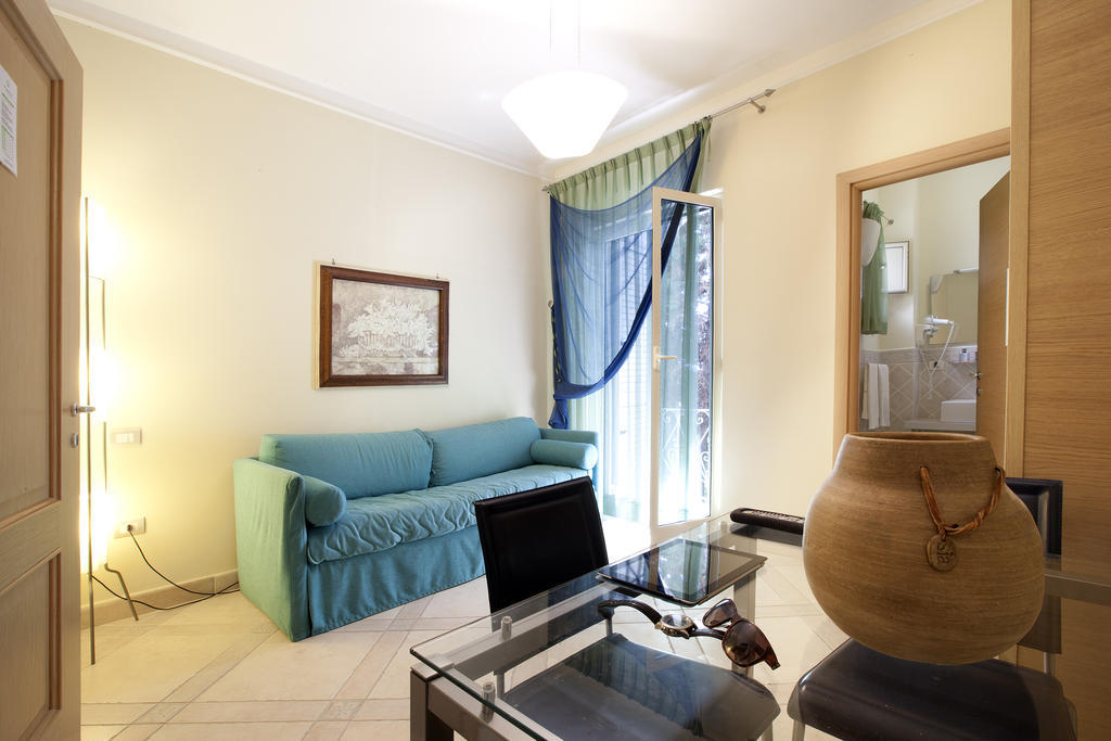 Posidonia Residence Isquia Habitación foto