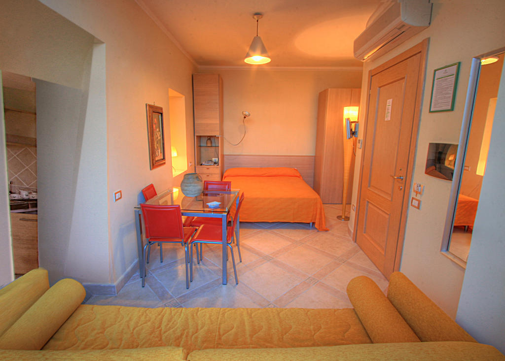 Posidonia Residence Isquia Exterior foto